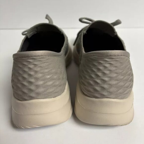 Skechers Women’s Ultra Flex 3.0 - Day Light Taupe Sneakers, Size 6 M - Picture 4 of 7